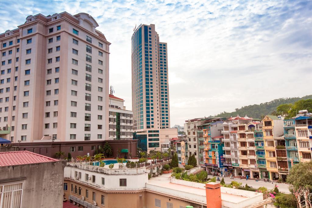 Alex Ha Long Hotel Экстерьер фото